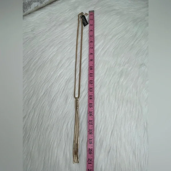 Guess Gold-Tone Logo & Tassel Snake-Chain Lariat Necklace, 28" + 2" exte… - Picture 6 of 6